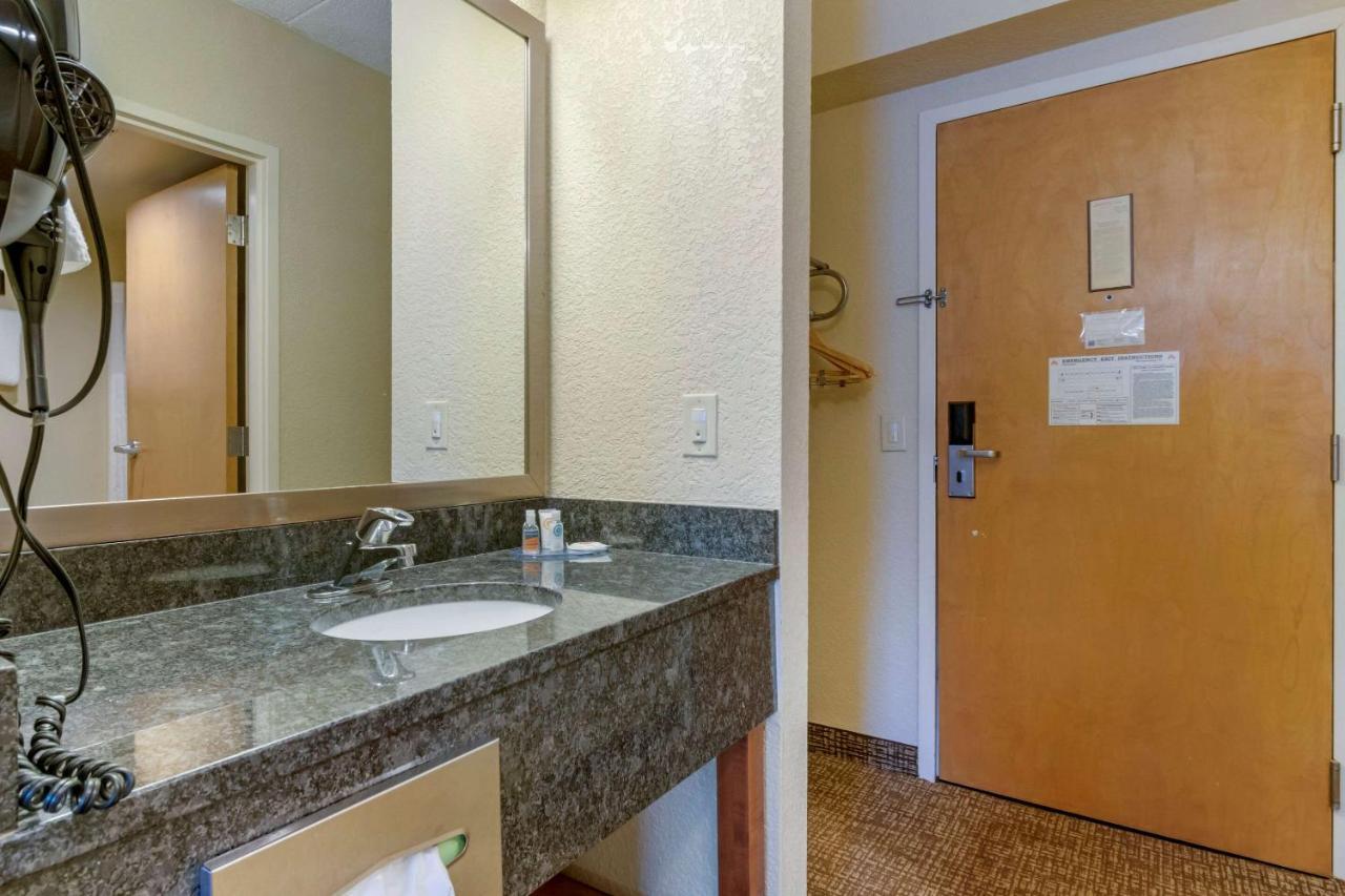 Comfort Inn Mechanicsburg - Harrisburg South Eksteriør billede